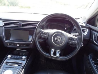 MG MG5 61.1kWh Exclusive Long Range Auto 5dr