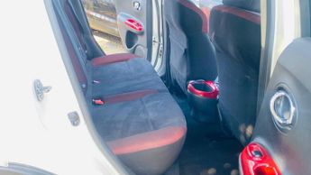 Nissan Juke 1.6 Acenta Premium Euro 5 (s/s) 5dr