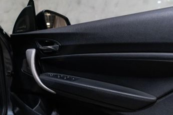 BMW 2 Series 2.0 220i M Sport Auto Euro 6 (s/s) 2dr