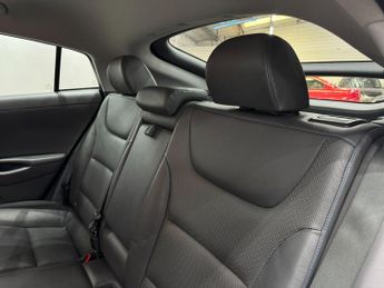 Hyundai IONIQ 1.6 h-GDi 8.9kWh Premium SE DCT Euro 6 (s/s) 5dr