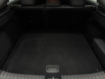 Hyundai IONIQ 1.6 h-GDi 8.9kWh Premium SE DCT Euro 6 (s/s) 5dr