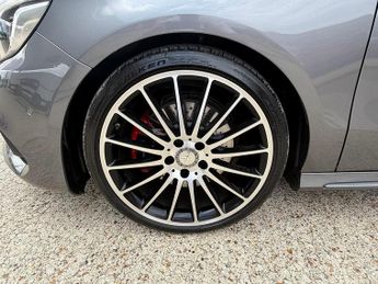 Mercedes-Benz A Class 2.0 A250 AMG (Premium) Hatchback 5dr Petrol 7G-DCT 4MATIC Euro 6