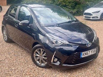 Toyota Yaris 1.5 VVT-h Icon Tech E-CVT Euro 6 (s/s) 5dr