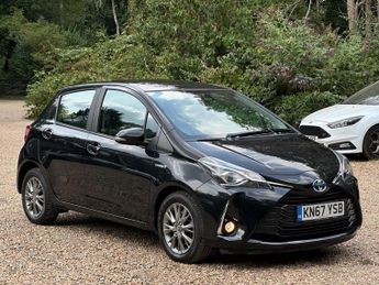 Toyota Yaris 1.5 VVT-h Icon Tech E-CVT Euro 6 (s/s) 5dr