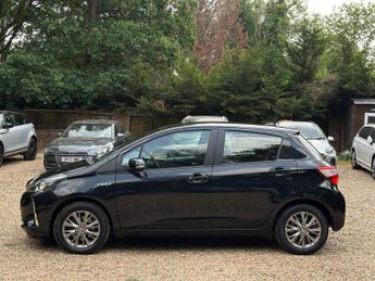 Toyota Yaris 1.5 VVT-h Icon Tech E-CVT Euro 6 (s/s) 5dr
