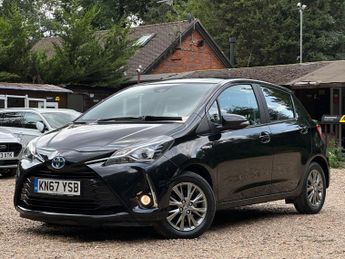 Toyota Yaris 1.5 VVT-h Icon Tech E-CVT Euro 6 (s/s) 5dr