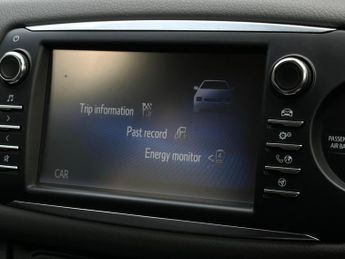 Toyota Yaris 1.5 VVT-h Icon Tech E-CVT Euro 6 (s/s) 5dr