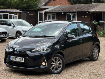 Toyota Yaris 1.5 VVT-h Icon Tech E-CVT Euro 6 (s/s) 5dr