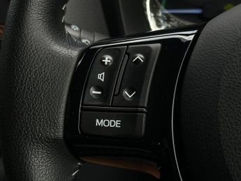 Toyota Yaris 1.5 VVT-h Icon Tech E-CVT Euro 6 (s/s) 5dr