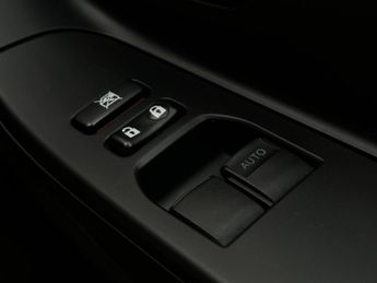 Toyota Yaris 1.5 VVT-h Icon Tech E-CVT Euro 6 (s/s) 5dr