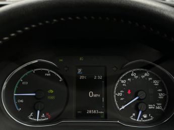 Toyota Yaris 1.5 VVT-h Icon Tech E-CVT Euro 6 (s/s) 5dr