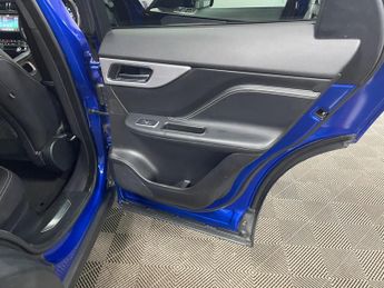 Jaguar F-PACE 2.0 D180 R-Sport Auto AWD Euro 6 (s/s) 5dr