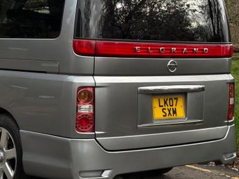 Nissan Elgrand 2.5 Highway Star [8 Seater] ULEZ Free