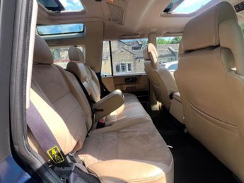 Land Rover Discovery 4.0i V8 Auto SE Station Wagon (7 Seats)