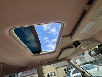 Land Rover Discovery 4.0i V8 Auto SE Station Wagon (7 Seats)
