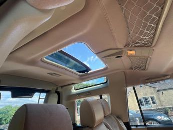 Land Rover Discovery 4.0i V8 Auto SE Station Wagon (7 Seats)