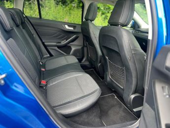 Ford Focus 1.0T EcoBoost Titanium X Auto Euro 6 (s/s) 5dr
