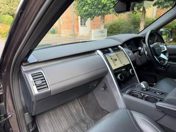 Land Rover Discovery 3.0 D300 MHEV HSE Auto 4WD Euro 6 (s/s) 5dr