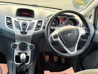 Ford Fiesta 1.25 Zetec 5dr