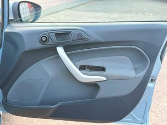 Ford Fiesta 1.25 Zetec 5dr