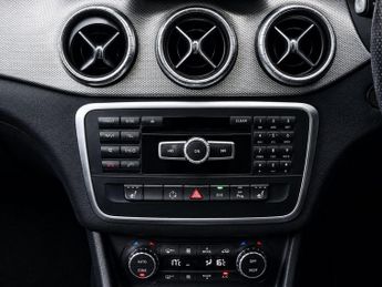 Mercedes-Benz CLA 1.6 CLA180 Sport Coupe 7G-DCT Euro 6 (s/s) 4dr