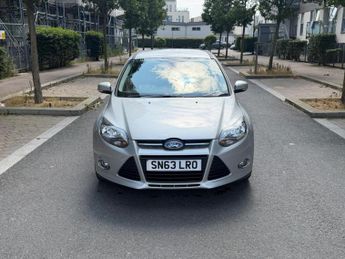 Ford Focus 1.0T EcoBoost Zetec Euro 5 (s/s) 5dr