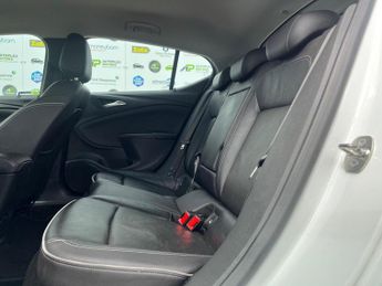 Vauxhall Astra 1.6 CDTi BlueInjection Elite Auto Euro 6 5dr