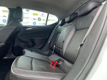Vauxhall Astra 1.6 CDTi BlueInjection Elite Auto Euro 6 5dr