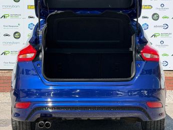Ford Focus 1.5 TDCi ST-Line Powershift Euro 6 (s/s) 5dr