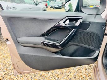 Peugeot 208 1.2 VTi Active Euro 5 5dr