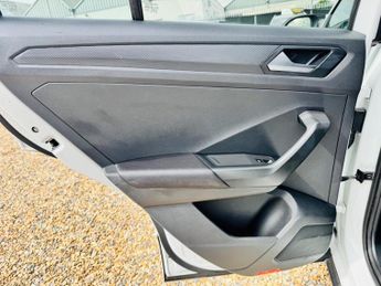 Volkswagen T-Roc 1.5 TSI R-Line DSG Euro 6 (s/s) 5dr