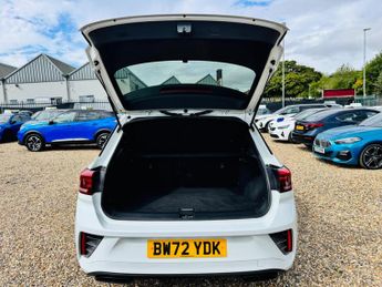 Volkswagen T-Roc 1.5 TSI R-Line DSG Euro 6 (s/s) 5dr