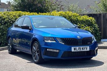 Skoda Octavia 2.0 TSI 245 vRS 5dr [Black Pack]