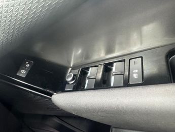 Land Rover Range Rover Velar 2.0 D180 Auto 4WD Euro 6 (s/s) 5dr