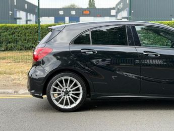 Mercedes-Benz A Class 2.1 A200d AMG Line (Premium) 7G-DCT Euro 6 (s/s) 5dr