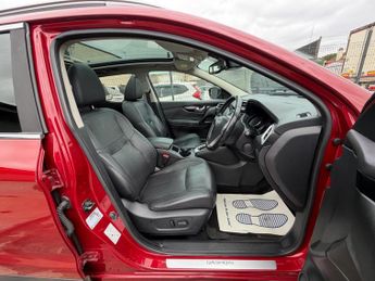 Nissan Qashqai 1.2 DIG-T Tekna XTRON 2WD Euro 6 (s/s) 5dr