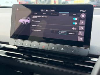 MG MG4 64kWh Trophy Long Range Auto 5dr