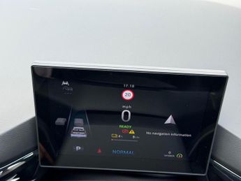 MG MG4 64kWh Trophy Long Range Auto 5dr