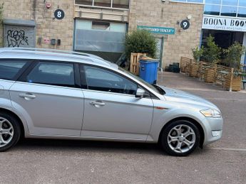 Ford Mondeo 2.0 EcoBoost Titanium Powershift 5dr