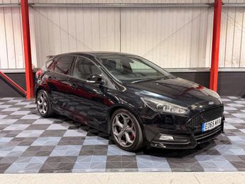 Ford Focus 2.0T EcoBoost ST-3 Euro 6 (s/s) 5dr