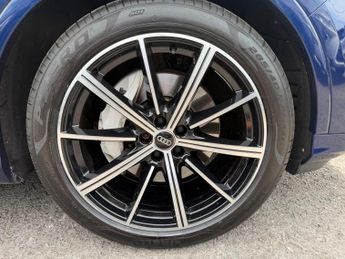 Audi Q7 3.0 TDI V6 50 Black Edition Tiptronic quattro Euro 6 (s/s) 5dr
