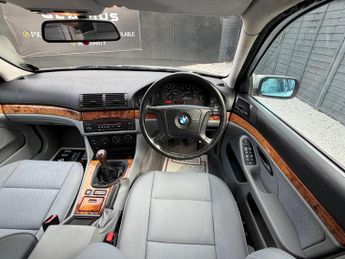 BMW 5 Series 2.5 525i 4dr