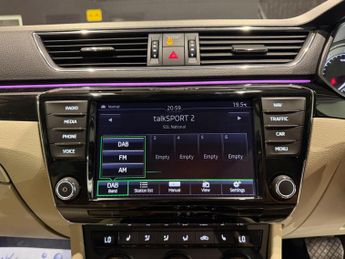 Skoda Superb 2.0 TDI Laurin & Klement DSG Auto 6Spd Euro 6 (s/s) 5dr