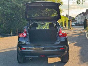 Nissan Juke 1.6 Acenta Premium CVT Euro 5 5dr