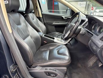 Volvo XC60 2.4D SE Lux Geartronic Euro 4 5dr