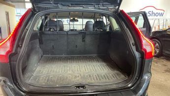 Volvo XC60 2.4D SE Lux Geartronic Euro 4 5dr