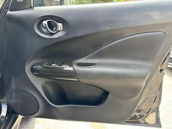 Nissan Juke 1.6 Tekna XTRON Euro 6 5dr