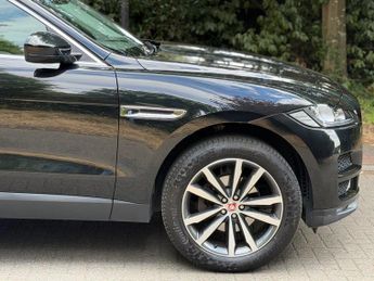 Jaguar F-PACE 2.0 D180 Portfolio Auto AWD Euro 6 (s/s) 5dr
