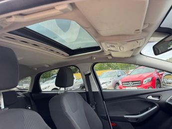Ford Focus 2.0 TDCi Titanium Powershift Euro 5 5dr