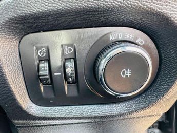 Vauxhall Corsa Electric 50kWh SE Nav Auto 5dr (7.4Kw Charger)